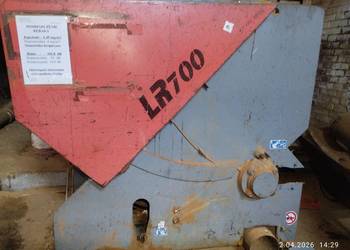 Rębak, rozdrabniacz do drewna i materiał. drewnopochodnych UNTHA, typ LR700