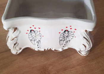 Szkatułka z porcelany