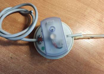 presostat spalin kotła De Dietrich SBK 5 (83878533)