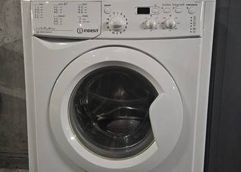 Pralka Indesit IWD71051