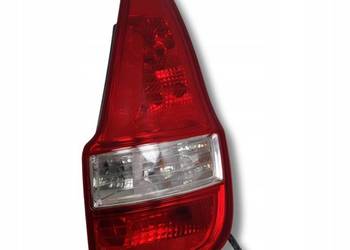 LAMPA PRAWA Hyundai i30 07-12r Kombi TYLNA prawy tył pasażera Europa