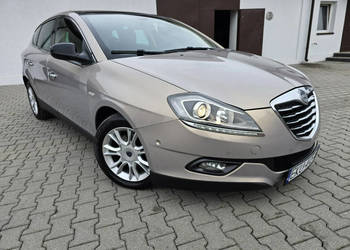 Lancia Delta 1.4Turbo Benz. Navigacja.Klimatr 2 str.Parktr.Temp.Ledy.Panor…