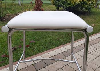 podnóżek w stylu Bauhaus