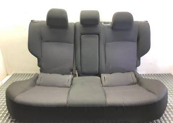 KANAPA DRUGI RZĄD MITSUBISHI LANCER VIII Hatchback FOTEL ŚRODKOWA