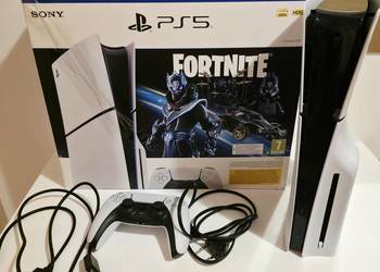 PLAYSTATION 5 SLIM Z NAPĘDEM BLU-RAY 1TB W IDEALNYM STANIE.