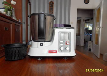 Robot VITAL BOT ,multicooker