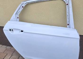 Drzwi prawy tył Ford Mondeo MK5  liftback 2016 rok