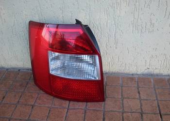 LAMPA LEWY TYŁ TYLNA AUDI A4 B6 KOMBI