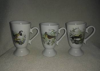 Porcelanowe kubki z ptakami