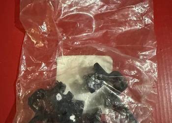 Górne mocowania chłodnicy 2 sztuki Dodge/Chrysler oryginał nowe