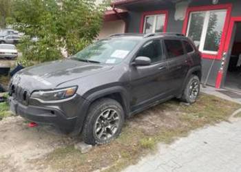 Osprzęt Jeep Cherokee Trailhawk 2.0 turbo 2019 r benzyna