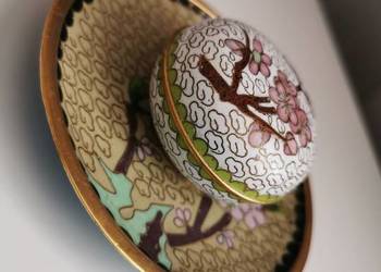 Zestaw dekoracyjny z emalii komórkowej – mosiądz , cloisonné