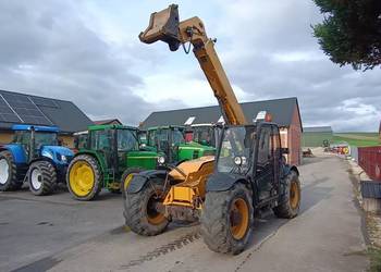 Ładowarka teleskopowa CATERPILLAR TH 407