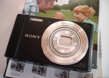 Aparat kompaktowy Sony Cyber Shot DSC w 810 czarny