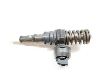 POMPOWTRYSKIWACZ 038130073BA  0414720216 1.9 TDI VW Volkswagen Passat V B5