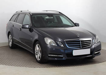 Mercedes E E 200