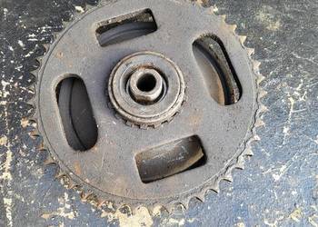 ZĘBATKA TYŁ KOŁA JAWA CZ KIWACZKA