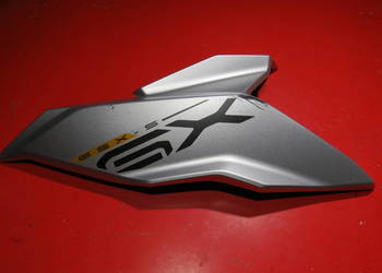 SUZUKI GSX 1000 GT GSX1000GT 20-24 bok boczek owiewka osłona czacha
