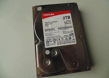 Dysk tward Toshiba P300 2TB HDWD120 3.5'' SATA III 64MB