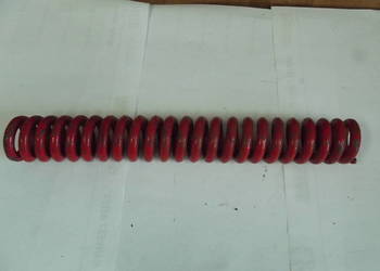 Sprężyna napinacza hydraulicznego wewnętrzna DT 75 Błotniak