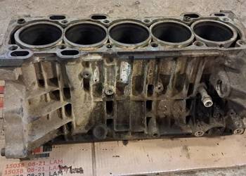 Blok silnika volvo v70 2.4 benzyna B5244S