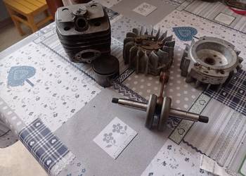 Husqvarna 44 444 tłok cylinder wał koło zamachowe