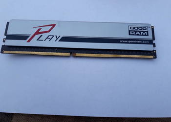 Pamięć RAM Goodram 8 GB DDR4 GYS2400D464L15