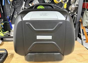 Kufer centralny Givi e43 Monolock + płyta montażowa i oparcie