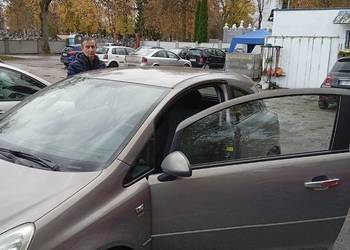 Opel corsa 1.4 stan bardzo dobry 2010