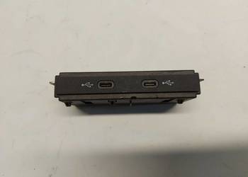 VW ID4 11A , 2024r SUV 5D GNIAZDO PORT USB 5NA035700