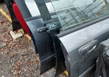 MAZDA MPV 2000 2001 2002-2003 DRZWI PRAWE PRZÓD