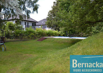 Dom wolnostojący z basenem Stabłowice