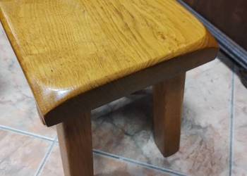 Stołek, taboret drewniany.