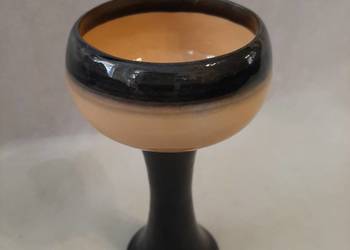 Śliczny ceramiczny wazonik -sygn.