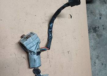 Stacyjka Fiat 126p 125p Polonez 4 piny 2 kluczyki Wysyłka !!!