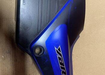 Yamaha YBR 125 lewa owiewka B318