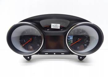 LICZNIK ZEGARY ZEGAR OPEL ASTRA V K 1.4 16V 39102853 UK