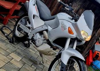 Motocykl Aprilia Pegaso 650 Rotax Niezawodny, kufer Givi