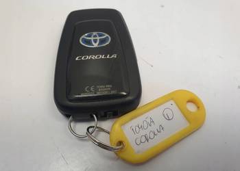 Toyota Corolla E21 KLUCZYK pilot MR15381