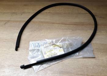 VW PASSAT B5 USZCZELKA DRZWI SZYBY 3B9839439G VW PASSAT B5 USZCZELKA DRZWI SZYBY 3B9839439G