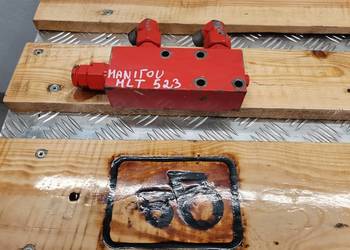 Zamek siłownika łyżki Manitou MLT 523