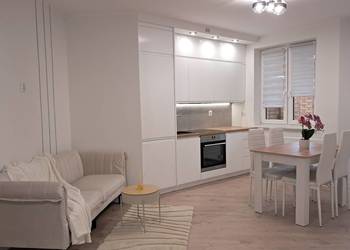 Sprzedam bezpośrednio 4 pok. nowsze budownictwo