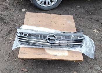 Atrapa chłodnicy Opel Astra H 93191829 Atrapa Grill