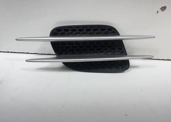 MERCEDES SL R230 01-06 KRATKA NAKŁADKA W BŁOTNIK LEWA PRZÓD A2306900136