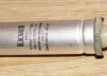 Kondensator elektrolityczny 1000 uF 63 V typu KEN 665 UNITRA ELWA retro PRL