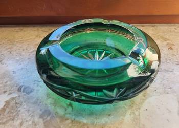 Duża popielnica zielone szkło PRL