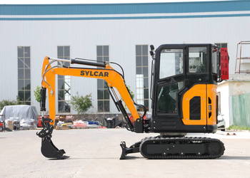 Minikoparka Sylcar 2.5t Klimatyzacja, rozsuwana, obrotowa łyżka