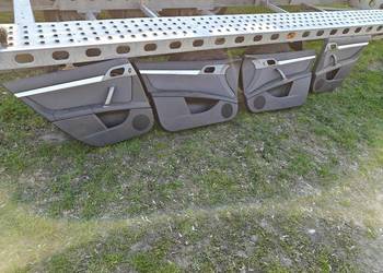 Peugeot 407 sedan boczki kpl tył roletki