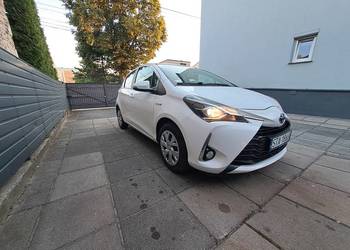 Toyota Yaris Hybrid 100 Premium 2018, E-Cvt, Navi, Radar