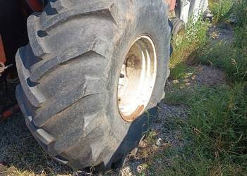 Koło bizon szerokie 23.1x26 plus drugie z rozerwana opona